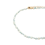 Chaine de cheville dorée petites perles de culture et fil turquoise