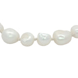 Chaine de cheville dorée perles de culture de différentes tailles et fil blanc