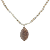 Collier doré coquillage perles en nacre et perles dorées 75 cm