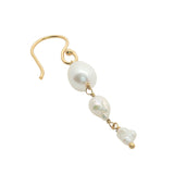 Boucles d'oreilles pendantes dorées trio de perle de culture