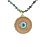 Collier doré médaille oeil en nacre perles multicolores 50 cm