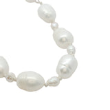 Collier doré alternance petites et grandes perles de culture avec noeuds blancs 38 cm