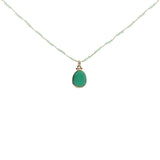 Collier doré onyx verte, prehnite et boules dorées 60 cm
