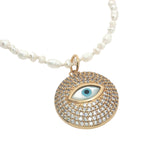 Collier doré médaille en zircons avec oeil nacre perles de culture 50 cm