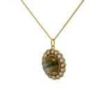 Collier doré fleur cabochon et pierre de lune et labradorite
