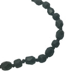 Collier doré perles noires brillantes et mates 90 cm
