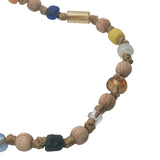 Collier doré perles en bois, perles colorées et noeuds beige 90 cm