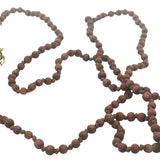 Collier doré avec perles en bois et noeuds marrons 75 cm