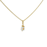 Gold daisy pendant necklace