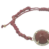 Bracelet doré cordon rouge avec onyx rouge ronde entourée de zircons
