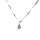 Collier en fil orné d'un mix de pierres  42cm