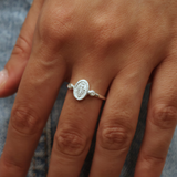 925 silver ring with Madonna and zircons