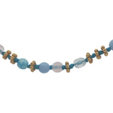 Collier doré perles bleu ciel et blanches, couronnes dorées et noeuds bleu jeans 42 cm