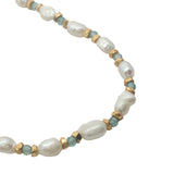 Collier doré alternance de perles de culture, apatite et perles dorées 42 cm