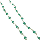 Collier doré prehnite et onyx verte alternées sur fil vert 42 cm