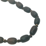 Collier doré perles ovales en bois foncé et noeuds marrons 64 cm