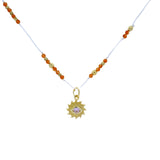 Collier doré fil blanc onyx rouge facettées et oeil soleil 42cm