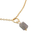 Collier doré petite pierre rectangle 42 cm