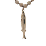 Collier poisson doré perles en bois beige 75 cm
