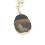 Collier doré pendentif ovale oeil de tigre 42 cm