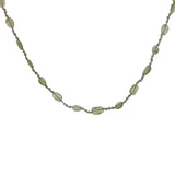 Collier doré péridot, quartz fumé, perles dorées et noeuds verts 75 cm