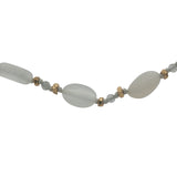 Collier doré multi pierre de lune, perles dorées et noeuds blancs 75 cm