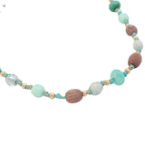 Collier doré mix perles vertes, bois et dorées 42 cm