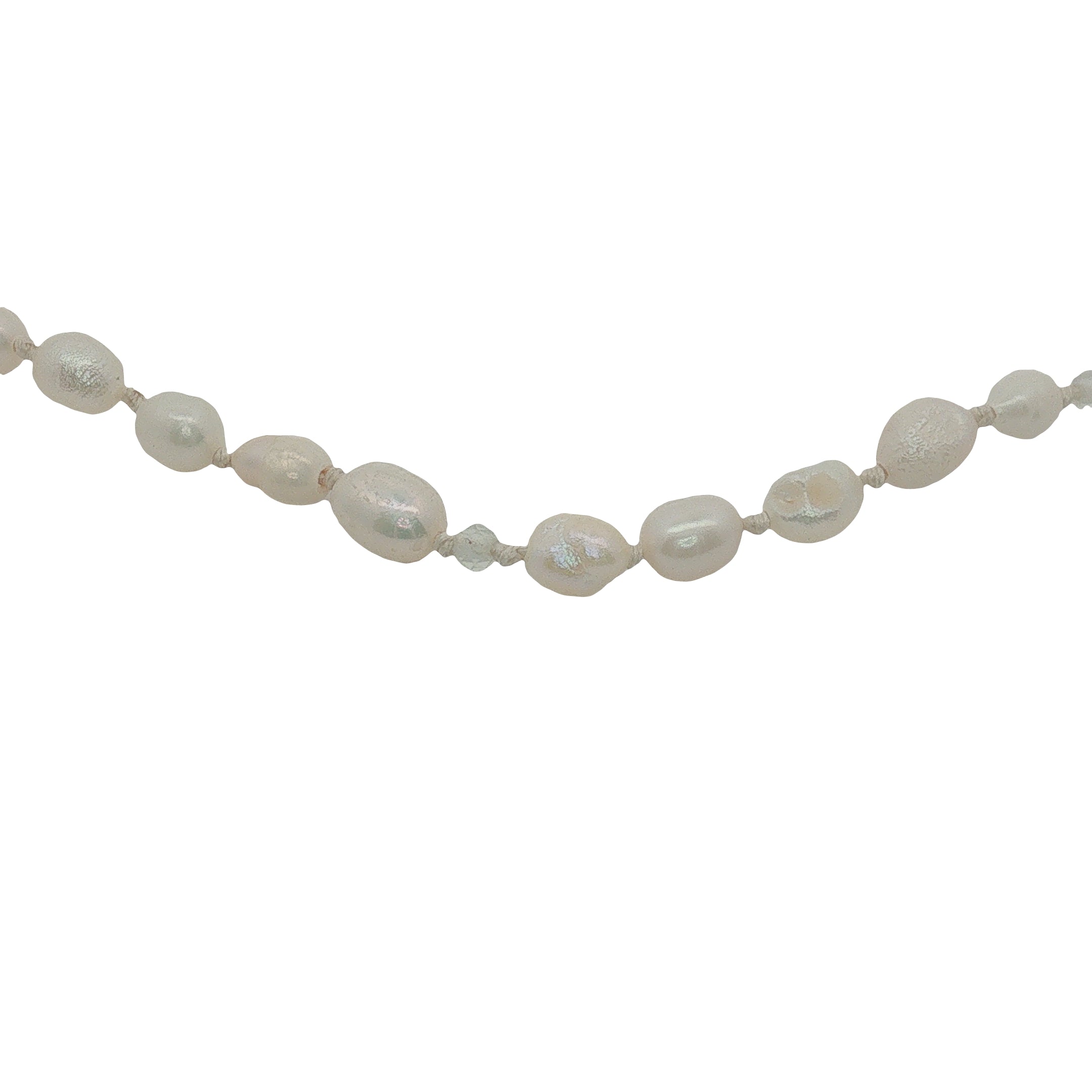 Chaine de cheville dorée perles de culture, prehnite et noeuds blancs
