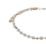 Chaine de cheville dorée perles de culture, multi tourmaline et noeuds blancs