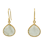 Boucles d'oreilles dorées crantées goutte en prehnite
