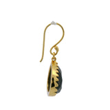 Boucles d'oreilles dorées crantées goutte en labradorite