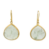 Boucles d'oreilles dorées en prehnite sertis clos