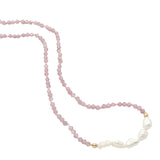 Collier doré en tourmaline rose, 5 perles de culture et perles dorées 42 cm