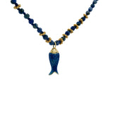 Collier doré en lapis lazulis et couronnes dorées avec poisson bleu 44 cm