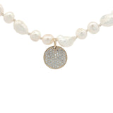 Collier doré médaille zircons perles rondes et perle longue 50 cm