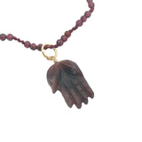 Collier doré grenat main de Fatma taillée dans quartz fumé 60 cm
