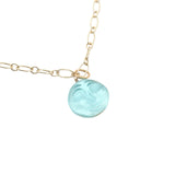 Collier doré visage taillé dans du blue saphir 42 cm