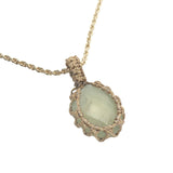 Collier doré Johri bazaar prehnite et fil doré 42 cm