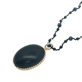 Collier doré onyx noire cabochon perles onyx noire et lapis lazulis 60 cm