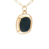 Collier doré médaillon ovale ajouré avec onyx noire 50 cm