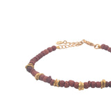 Bracelet doré perles en bois de santal avec disques dorés