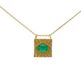 Collier doré pendentif carré texturé oeil en onyx verte 42 cm