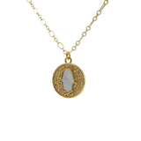 Collier doré médaille main de fatma nacre et zircons 50 cm