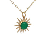 Collier doré soleil onyx verte cabochon 42 cm