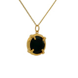 Collier doré onyx noire ronde sertie 4 griffes martelées