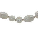 Collier doré perles de culture de différentes tailles avec noeuds beige 50 cm