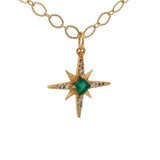 Collier doré étoile des vents onyx verte et zircons 42 cm