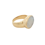 Bague chevalière dorée massive pierre de lune ovale