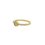 Bague dorée pierre de lune ronde et zircons blancs