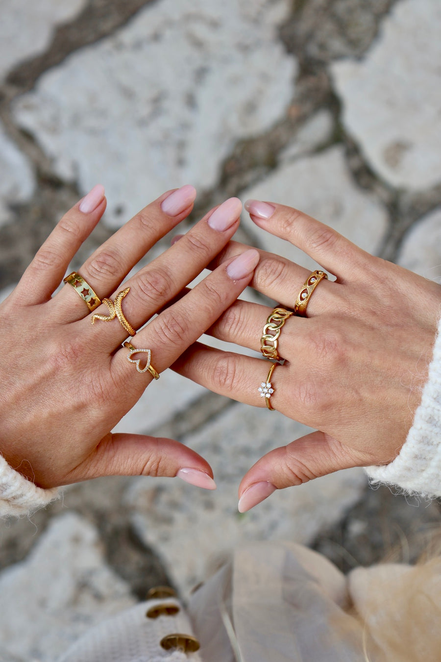 Bague dorée maillons entremêlés